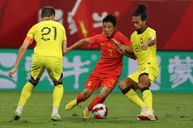 冠又关乎津